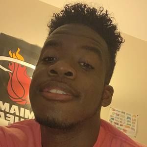 Meet your Posher, Dee